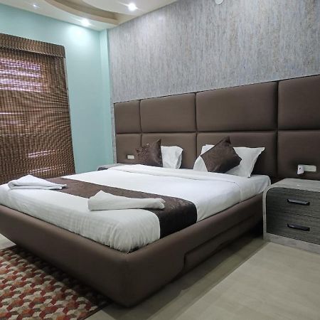 Green Heaven Shree Hotel Пури Екстериор снимка