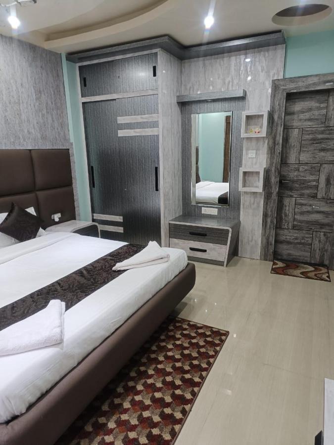 Green Heaven Shree Hotel Пури Екстериор снимка