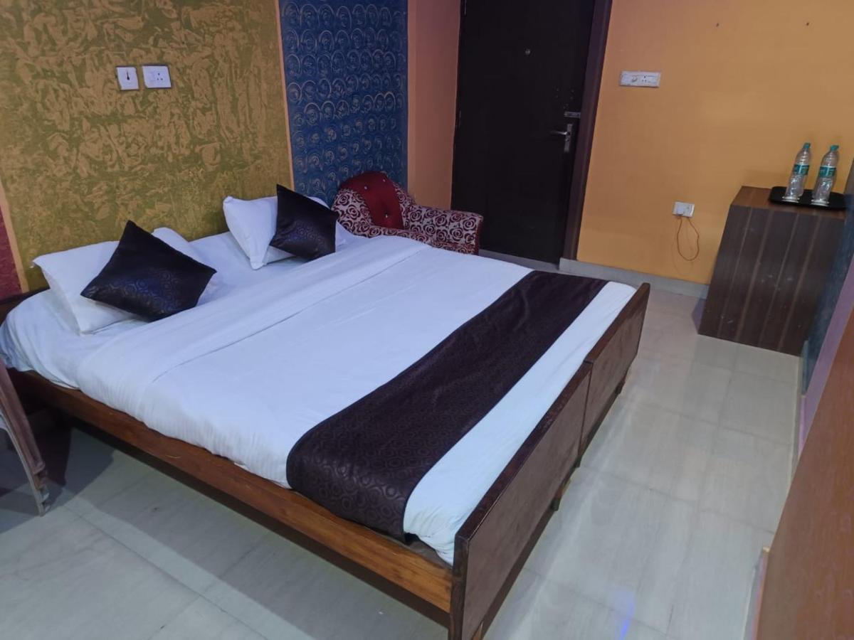 Green Heaven Shree Hotel Пури Екстериор снимка