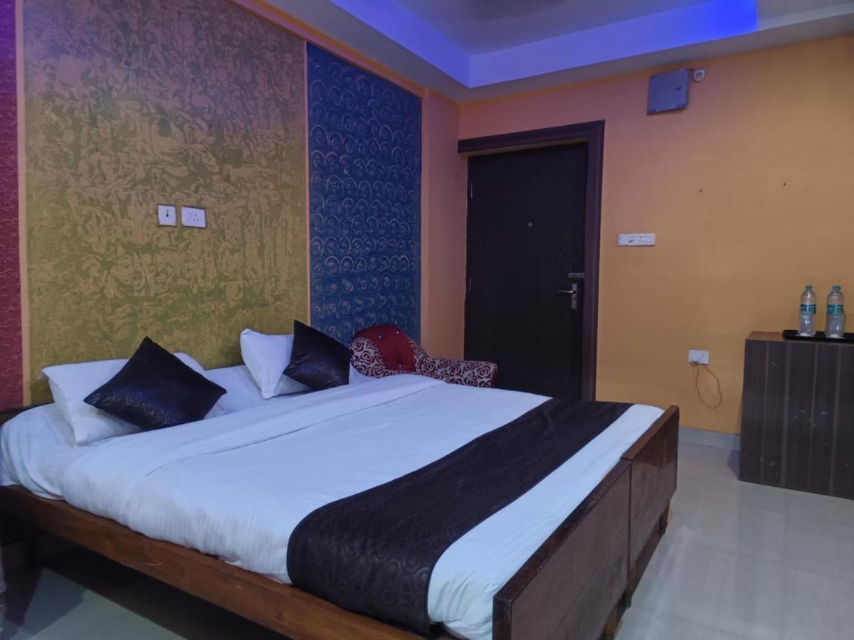 Green Heaven Shree Hotel Пури Екстериор снимка